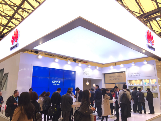 歐(ou)普炤明攜手華爲亮相AWE 共創智能傢(jia)居生態